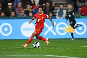 亚博体育-足球报：张琳艳因伤未回国家队，内部人士称康复后仍有用武之地